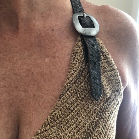 Dress - Picture 5 of 8